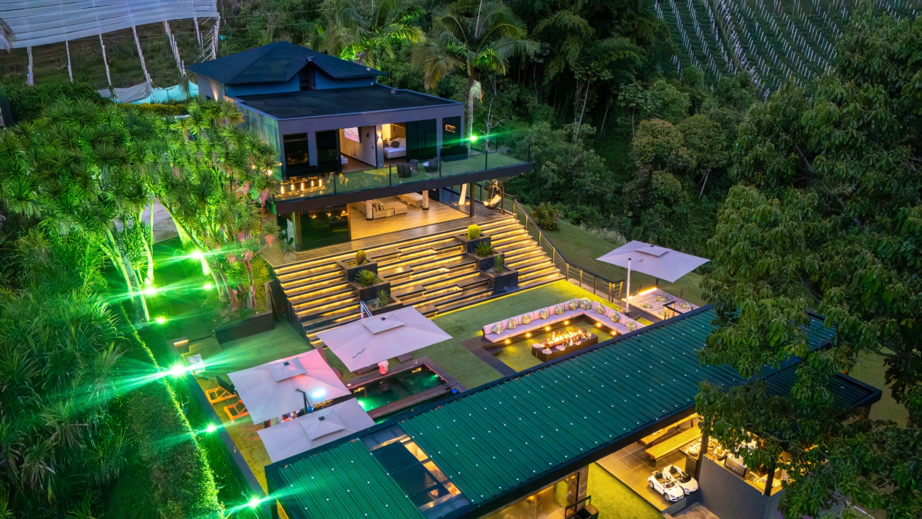 Selara Oasis Guatapé Luxury villa aerial night view